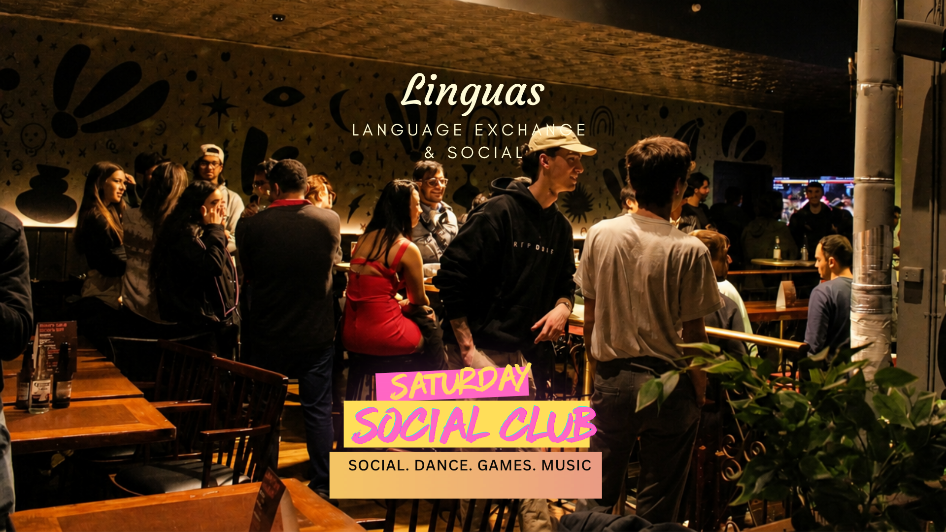 Friends at a Linguas Social Saturday at Alfie’s Bar